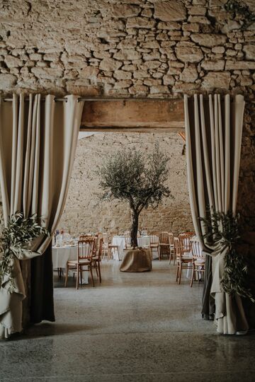 mariage au chateau saint jean des plats