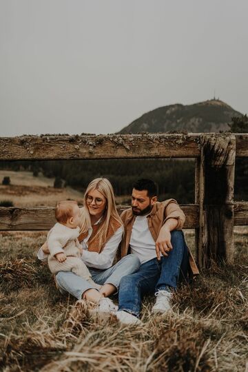 seance famille dans les volcans d'auvergne